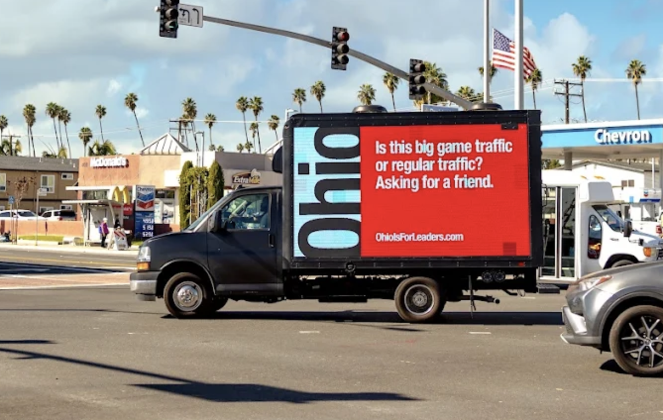 DOOH vs OOH Advertising, What’s the Difference?